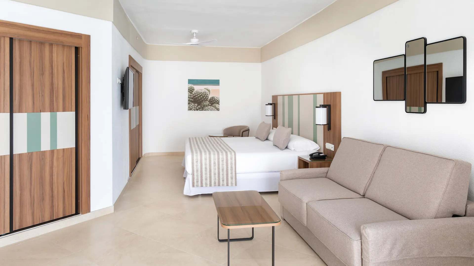 **** Отель Riu Paraiso Lanzarote Resort Пуэрто дель Кармен Испания