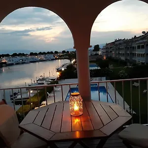 Appartement Avec Vue Magnifique Sur Le Lac De Sant Maurici, Pass Apartamento Ampuriabrava