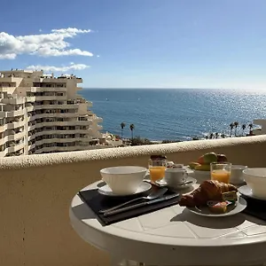 https://the-kingfisher-club-benal-beach.es-andalucia.com