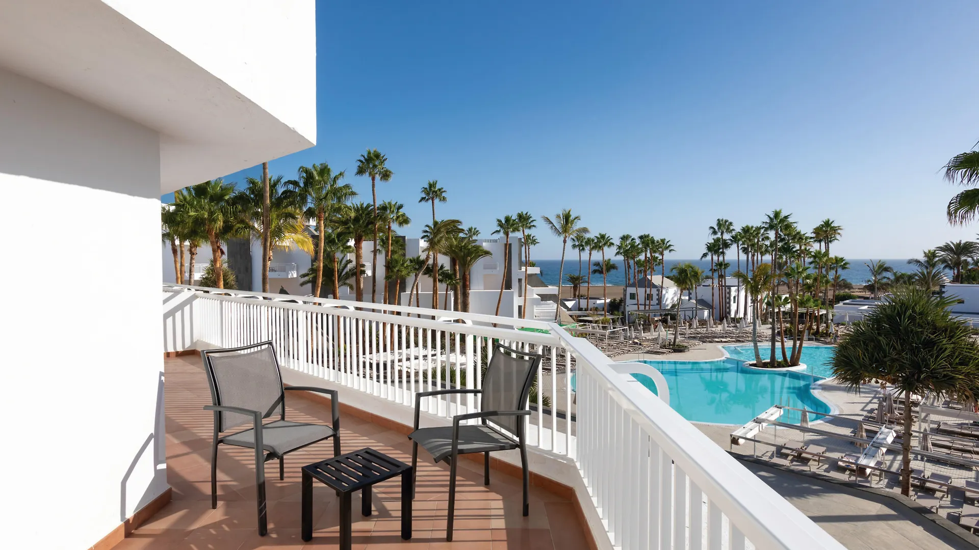 Riu Paraiso Lanzarote Resort contacts
